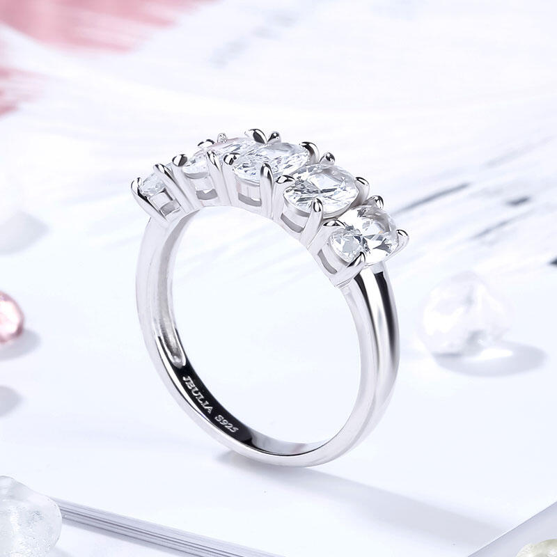 Jeulia Modern Oval Cut Sterling Silver Women's Band