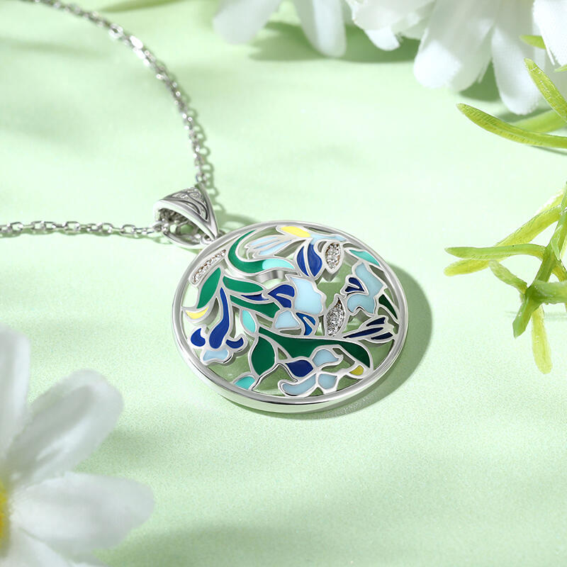 Jeulia Dreamy Garden "Garland" Flower and Leaf Enamel Sterling Silver Necklace