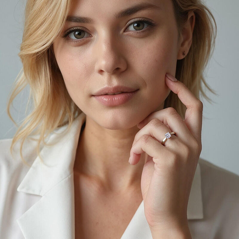 "Ewige Liebe" 0,8ct Rundschliff Solitär-Verlobungsring