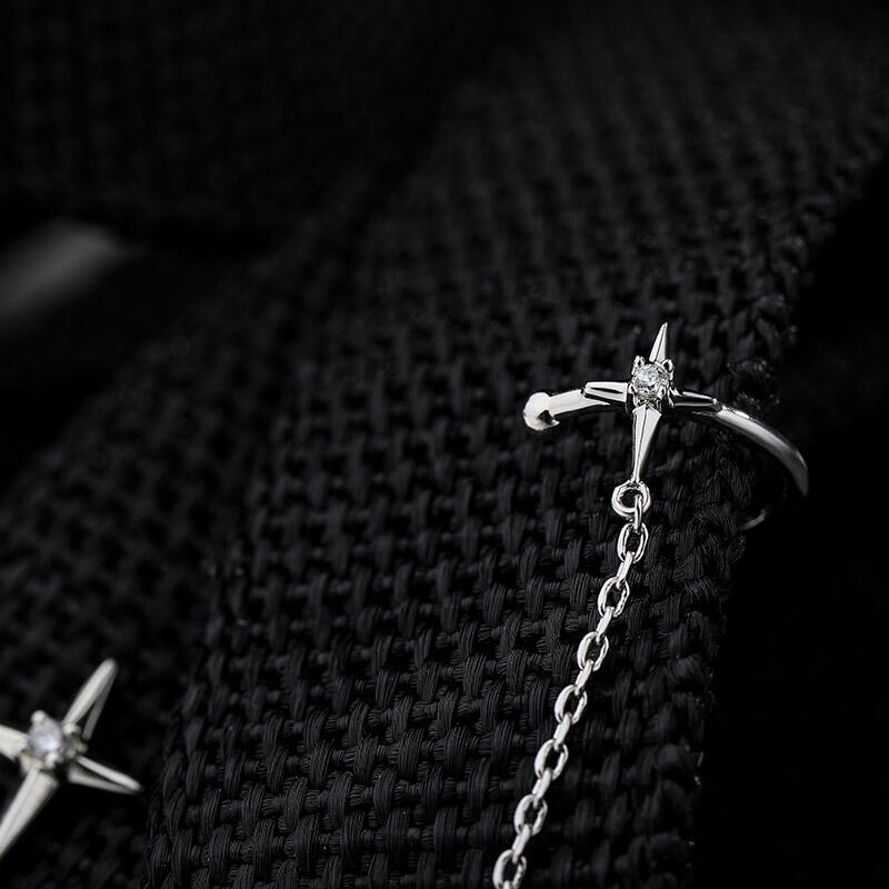 Jeulia "Four-Point Star" Sterling Silver Ear Cuff with Chain