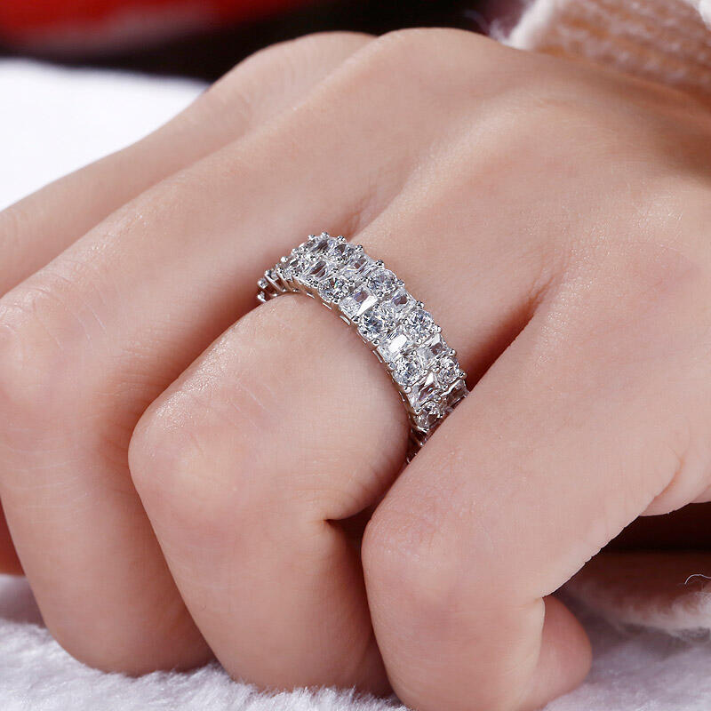 Jeulia Round Cut Sterling Silver Women's Band