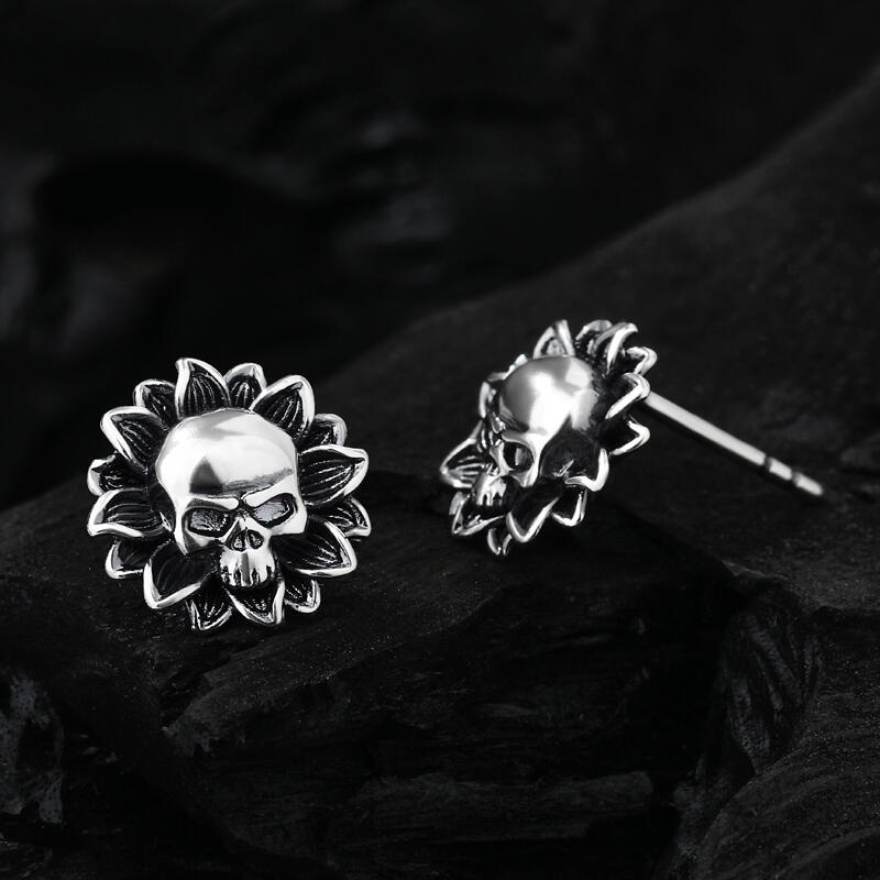 Jeulia "Sunflower Skull" Sterling Silver Earrings