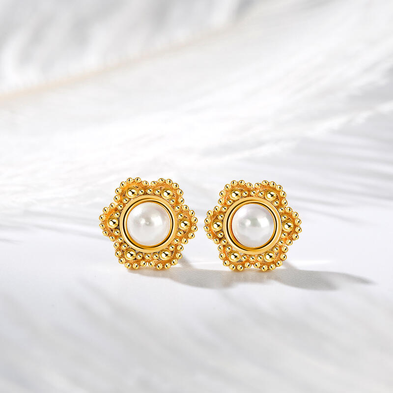 Jeulia "Delicate Flower" Cultured Pearl Sterling Silver Stud Earrings