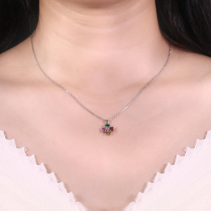 Jeulia Collar Personalizado Trébol de Cuatro Hojas con Piedra de Nacimiento en Plata Esterlina