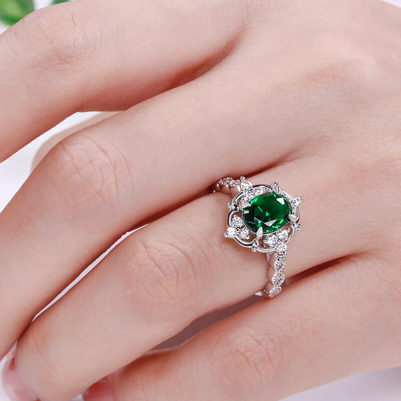 Vintage ring i ovalt snitt i sterlingsilver