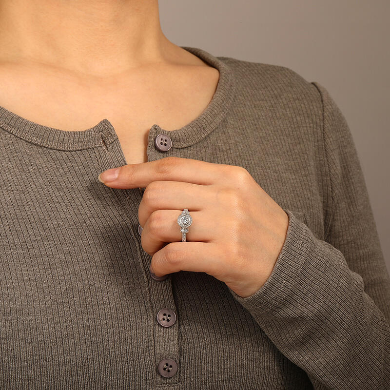 "My Only Sight" Round Cut Halo Engagement Ring