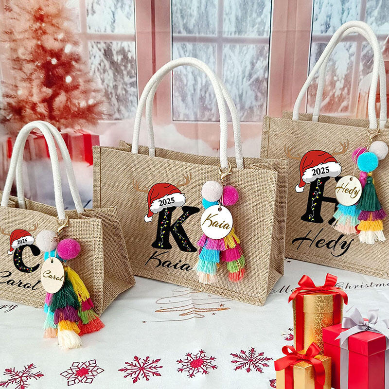 Bolsa de regalo navideña personalizada con nombre personalizado. Un lindo regalo para niños.