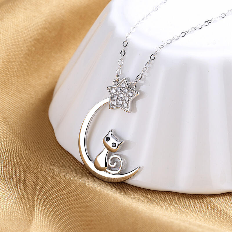 Jeulia Classic Moon and Star Cat Necklace Sterling Silver