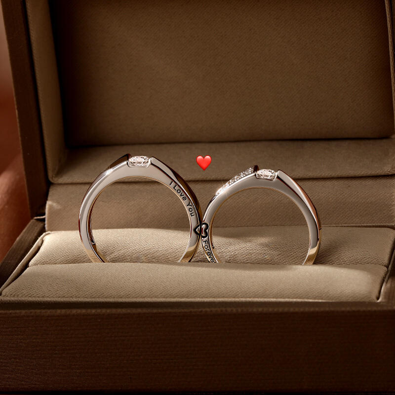 Jeulia True Love Vow Bypass Design Engraved Couple Rings Set