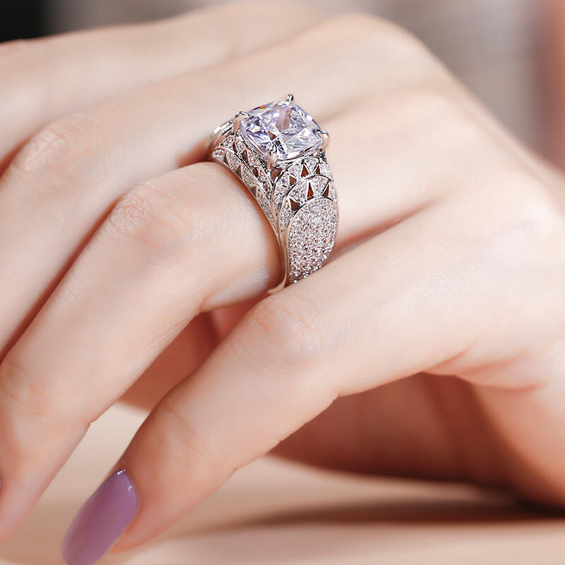 Jeulia "Chrysler Building" Cushion Cut Sterling Silver Ring