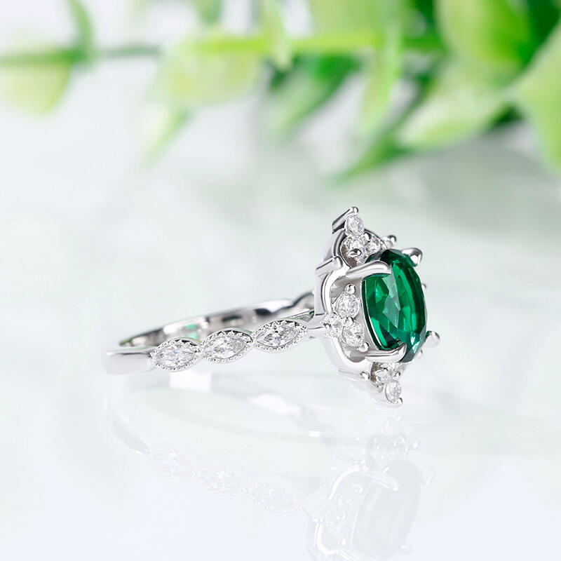 Vintage ring i ovalt snitt i sterlingsilver