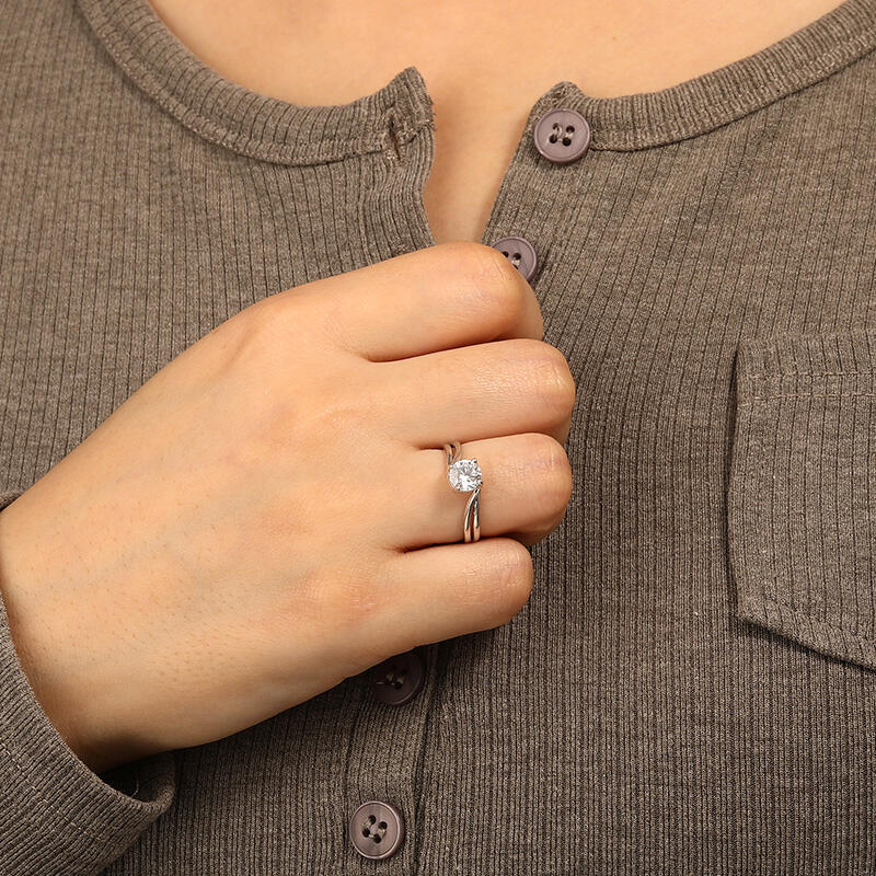 "Flowing To My Heart" Round Cut Solitaire Engagement Ring