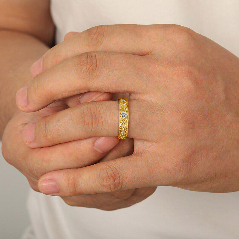 Jeulia Leaf-Engraved Gold Round Solitaire Wedding Ring For Men