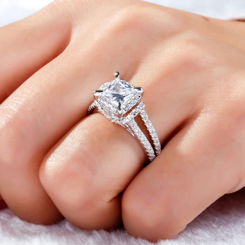 Jeulia Split Shank Princess Cut Sterling Silver Ring