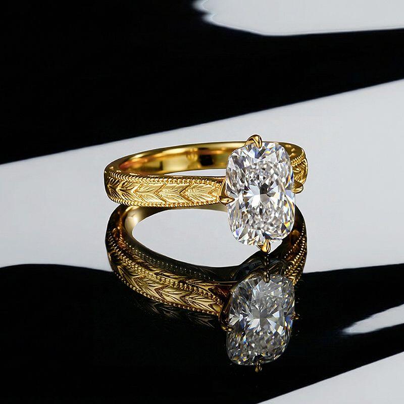 Jeulia Vintage Lab Grown Diamond Engagement Ring