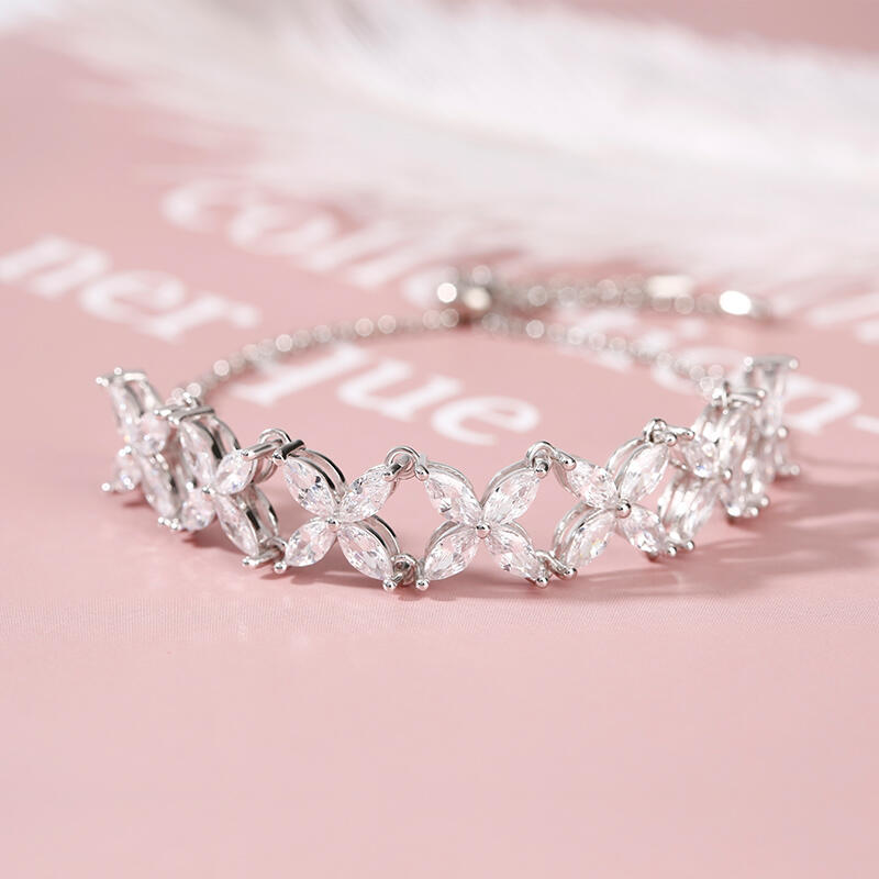 Jeulia "Gorgeous Beauty" Marquise Cut Sterling Silver Bracelet