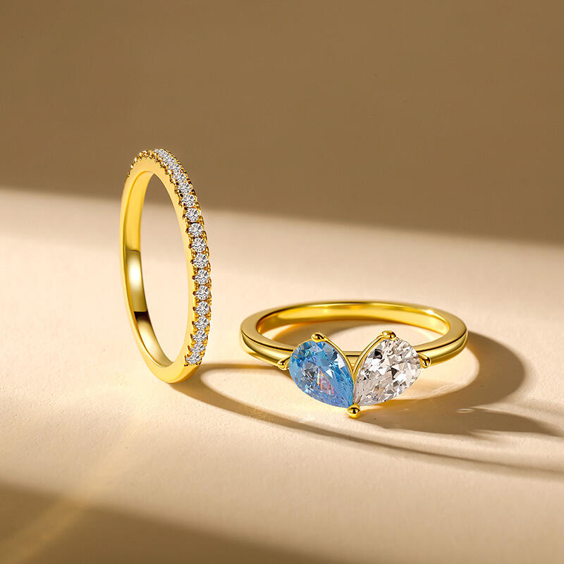 Jeulia Classic Custom Two Stone Heart Ring Set