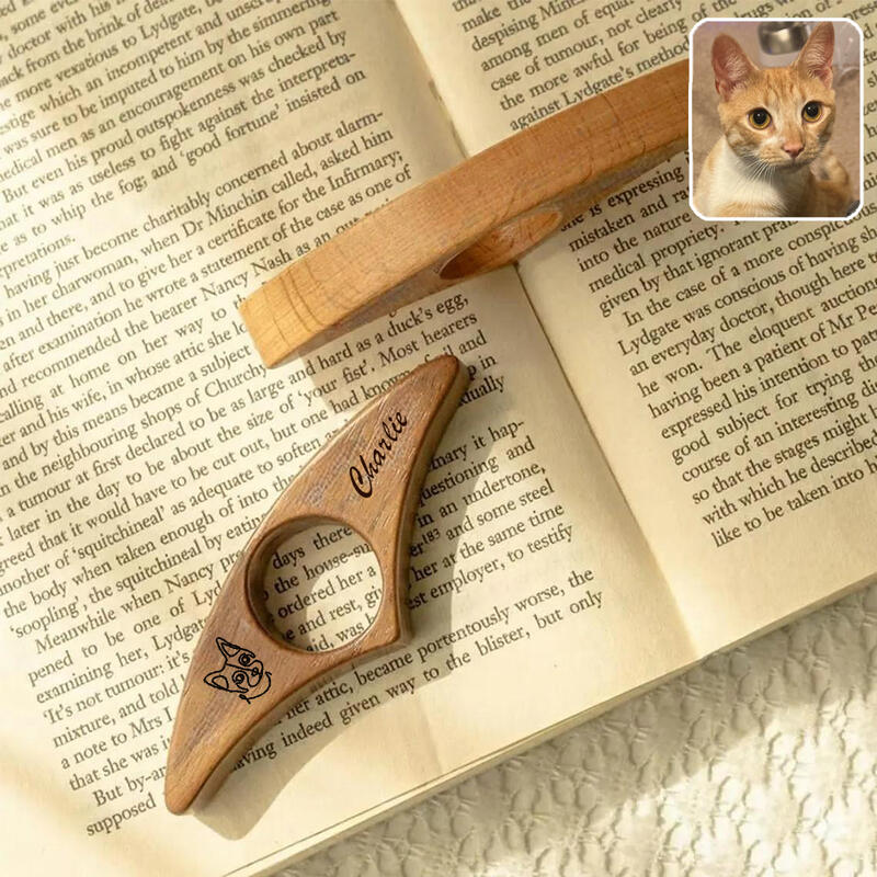 Personalisierter Buchseitenhalter mit eingravierter Skizze des Haustierfotos Handgefertigtes Geschenk für Tierliebhaber