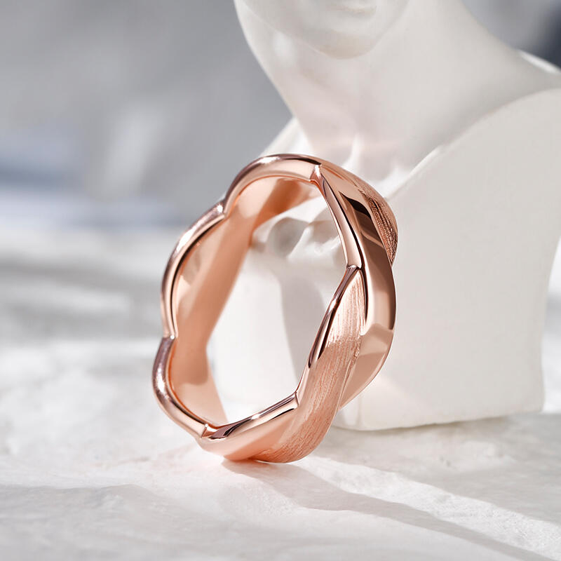 Jeulia "Unbreakable Love" Intertwined Design Sterling Silver Men's Band