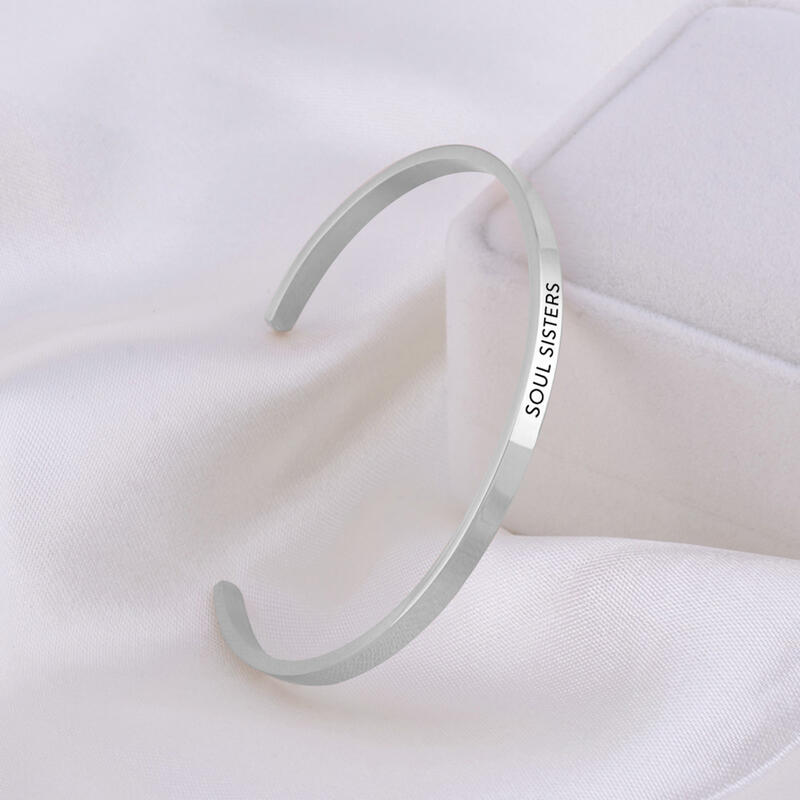 "Les Meilleurs Souvenirs" Bracelet Jonc Prénom Ouvert Personnalisé
