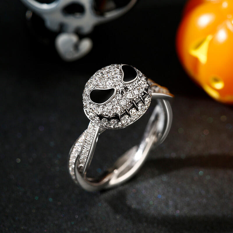 Jeulia "Romantic Soul" Skull Design Sterling Silver Rotating Ring
