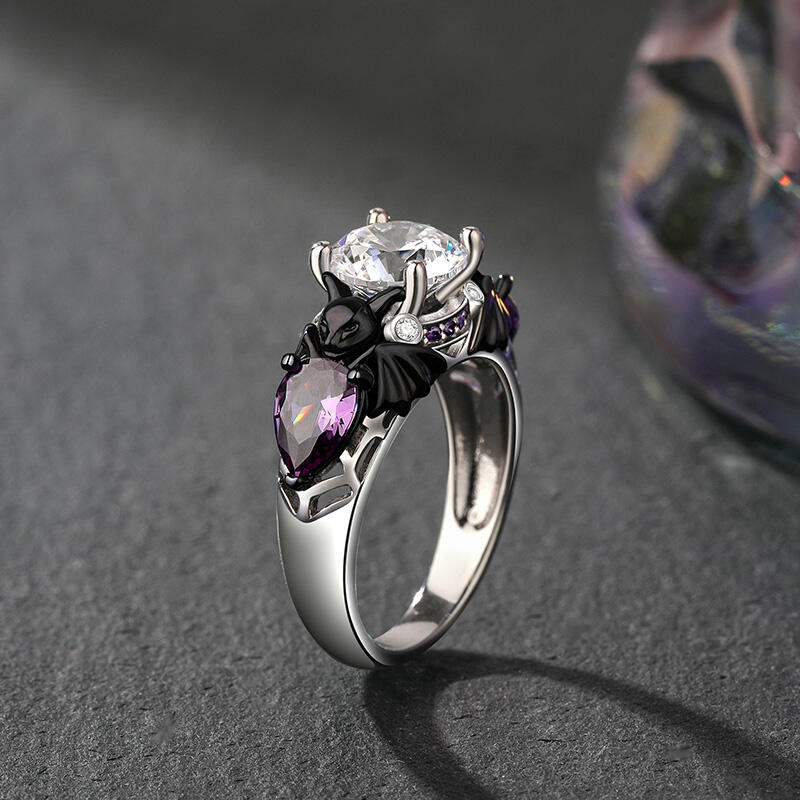 Jeulia Two Tone Black Bat Ring Sterling Silver Round Cut