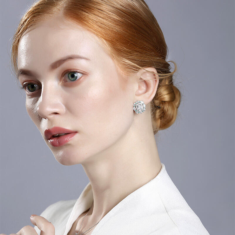 Jeulia Cinderella Pendant Necklace