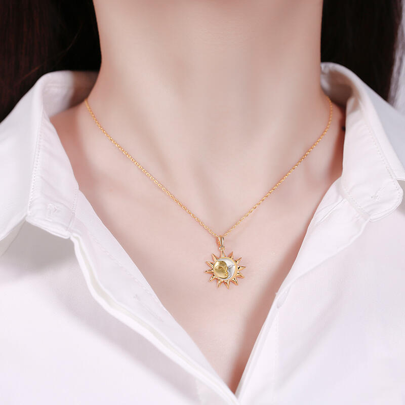 Jeulia "Sun ＆ Moon" Two Tone Design Sterling Silver Necklace