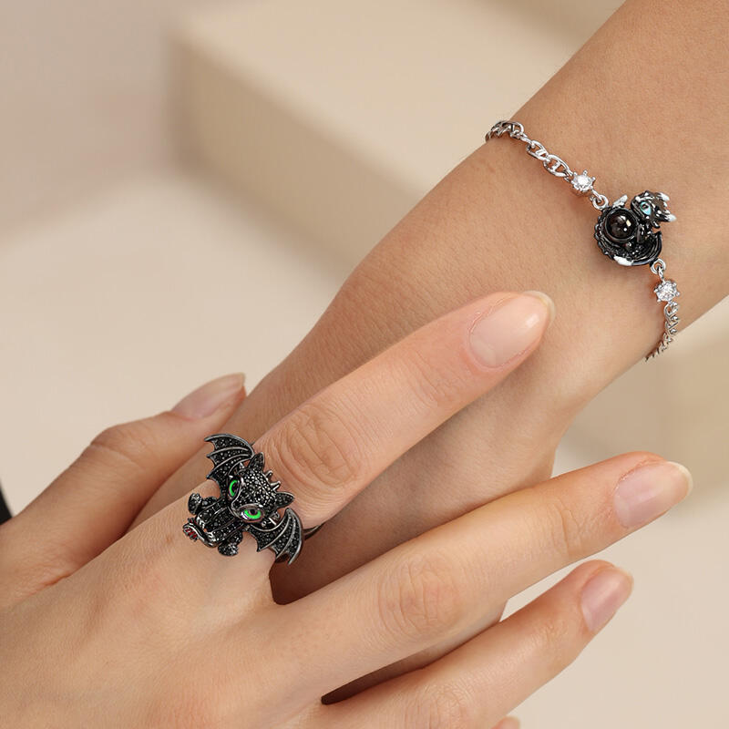 Jeulia "Your Dragon" Personalized Photo Projection Sterling Silver Bracelet