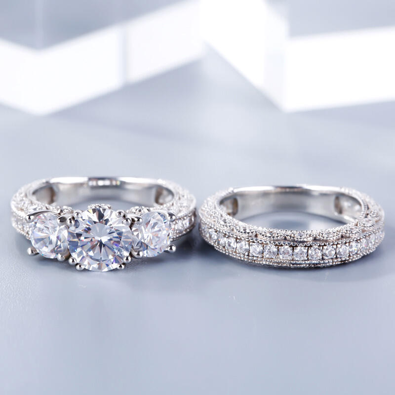 جوليا طقم خواتم بقطع دائري الفضة الإسترليني بثلاثة أحجار على شكل مسنن