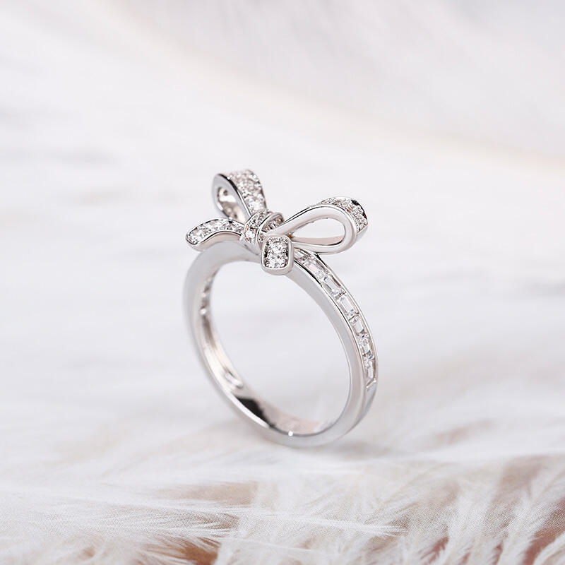 Jeulia Bowknot Design Round and Emerald Cut Sterling Silver Ring