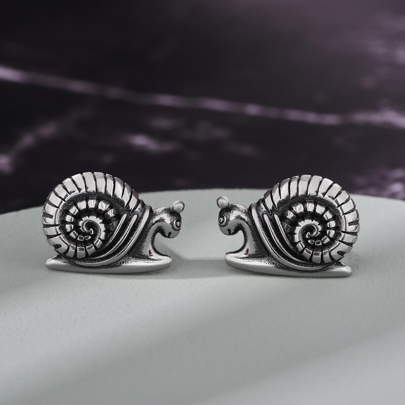 Jeulia "Little Snail" Sterling Silver Earrings