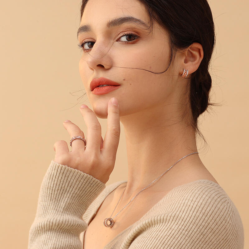 Jeulia Pendientes plata de ley con corazones de dos tonos para mujer