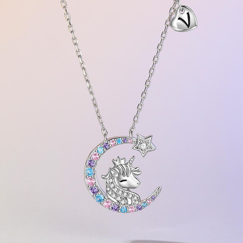 Jeulia 誕生石付きパーソナライズされたユニコーンムーンネックレススターリングシルバー
