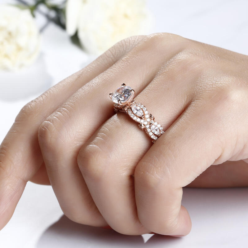 Jeulia Vintage Rose Gold Tone Round Cut Sterling Silver Ring