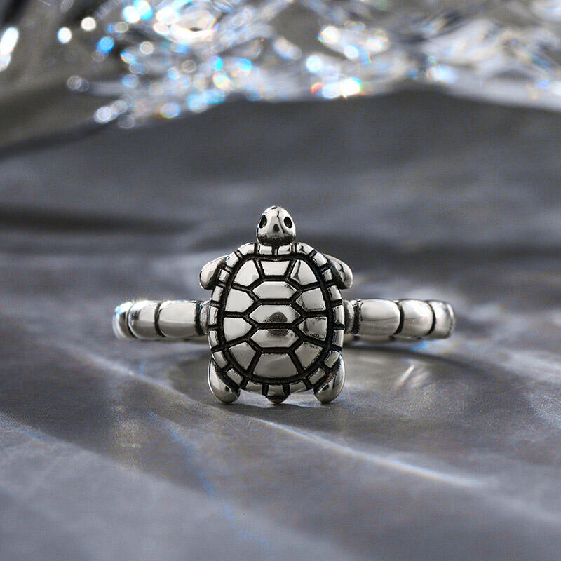 Jeulia "Whimsical Turtle" Sterling Silver Ring