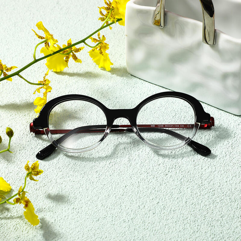 Bevia Cat Eye Black Clear Glasses
