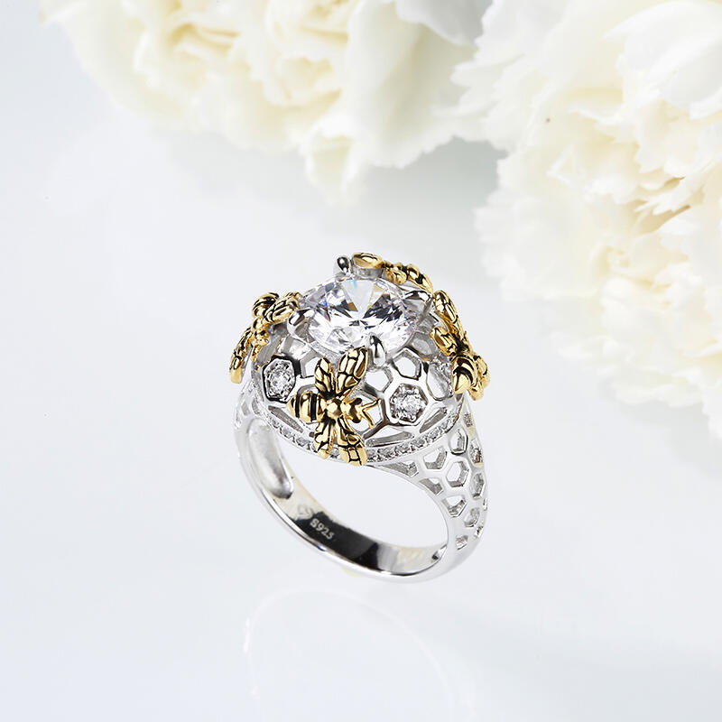 Jeulia Two Tone Bee Honeycomb Round Cut Sterling Silver Ring