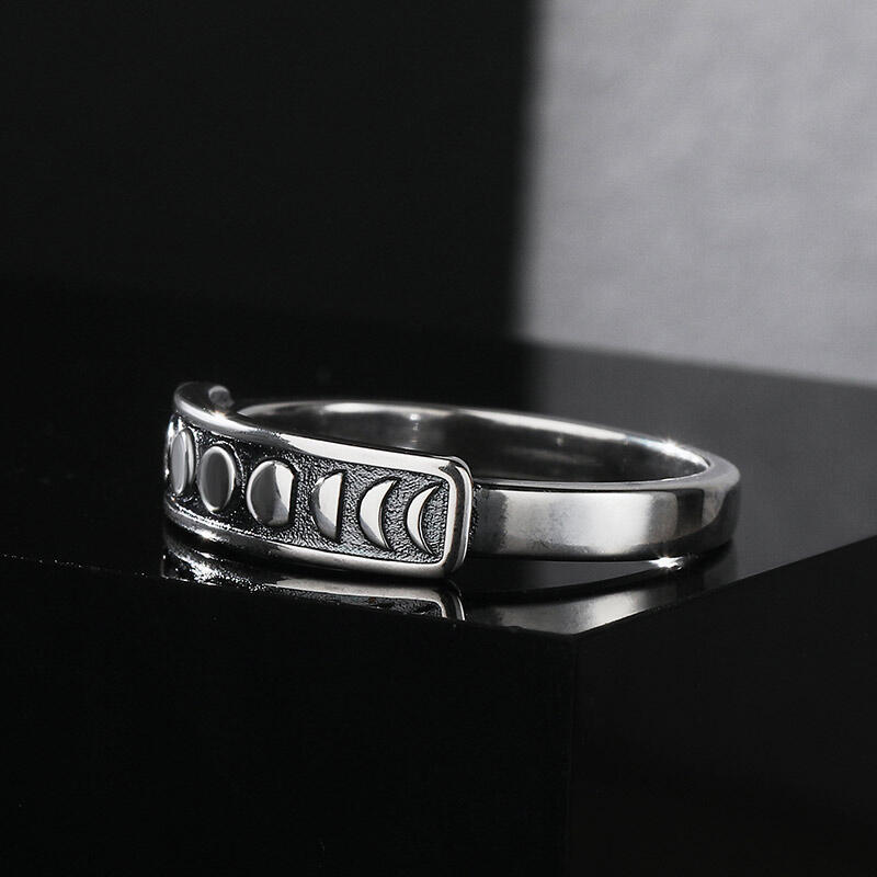 Jeulia "Moon Phase" Sterling Silver Dainty Ring