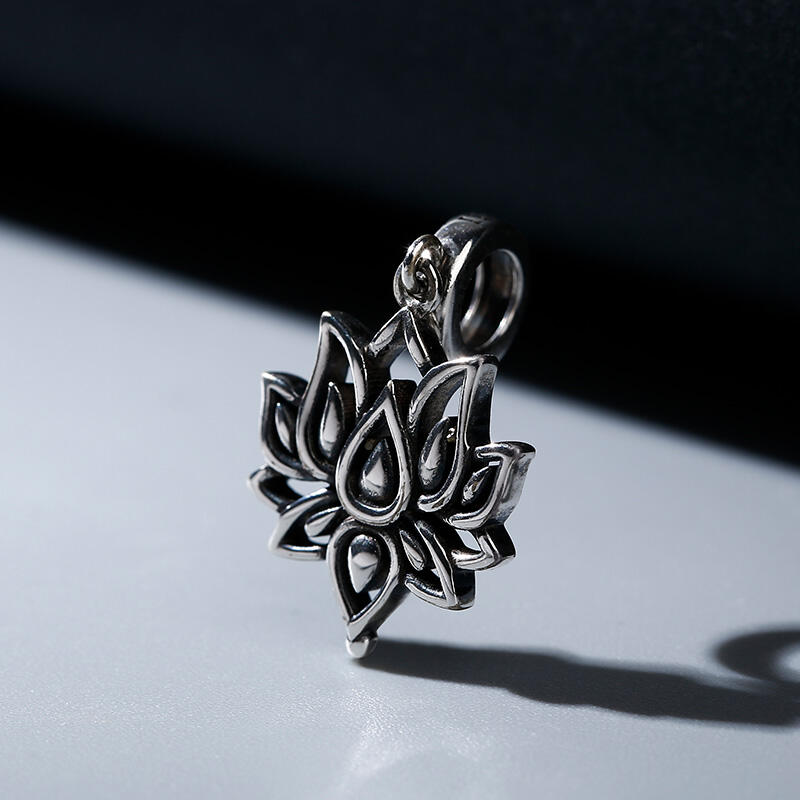 Jeulia "Flower of Heaven" Lotus Sterling Silver Charm