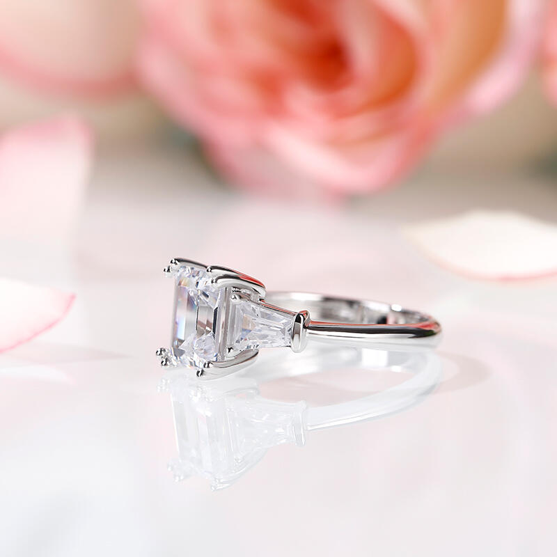 Jeulia Three Stone Emerald Cut Sterling Silver Ring