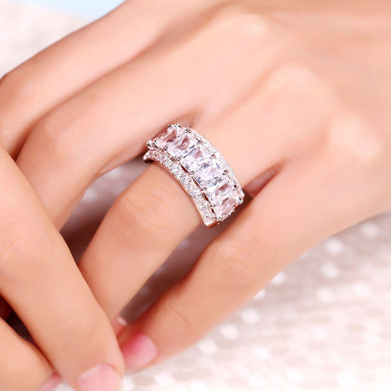 Jeulia Alianza Para Mujer De Talla Radiante En Plata De Ley