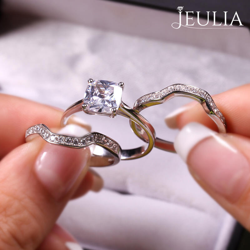 Jeulia 3PC Cushion Cut Sterling Silver Ring Set