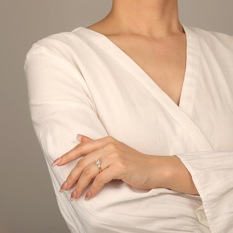 "Everlasting Love" Round Cut Halo Engagement Ring