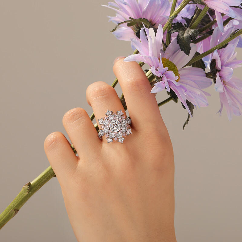 Jeulia Irregular Halo Blush Fireworks Cluster Ring
