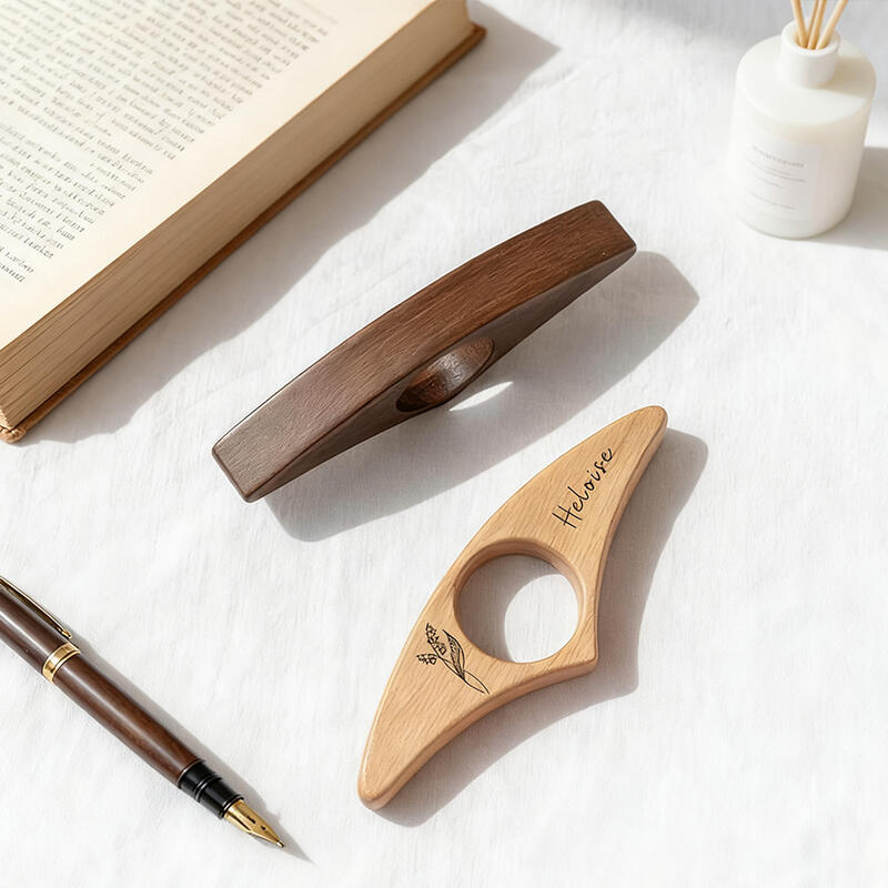 Personalized Book Page Holder Custom Birth Flower Wooden Reading Ring Birthday Gift for Friends