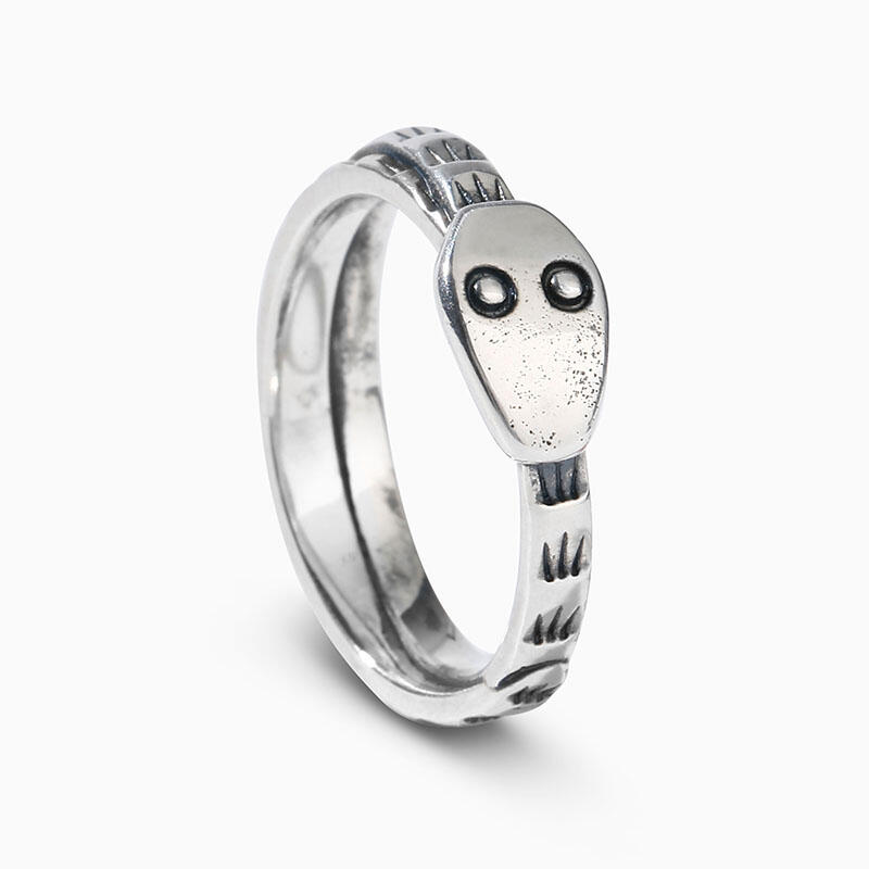 Jeulia "Pure Desire" Snake Sterling Silver Ring