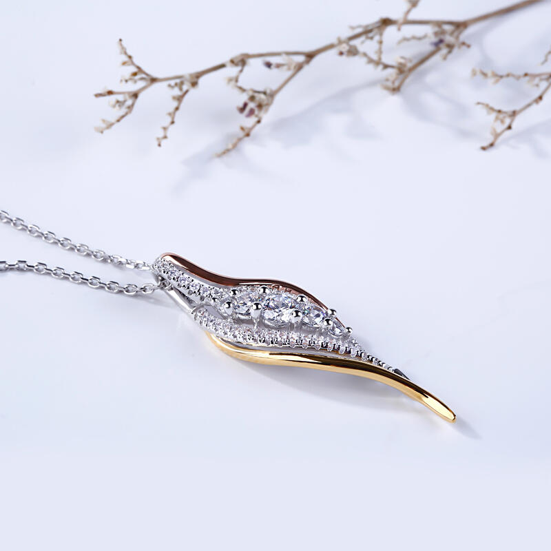 Jeulia Dainty Tri-Tone Necklace