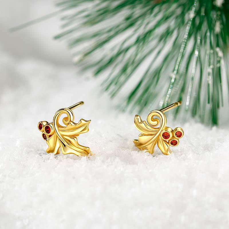 Jeulia "Everlasting Mistletoe" Gold Tone Sterling Silver Stud Earrings