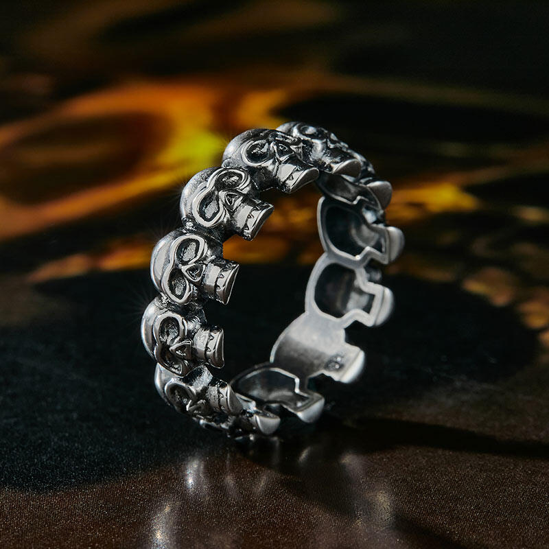 Jeulia "Phantom" Skull Sterling Silver Band